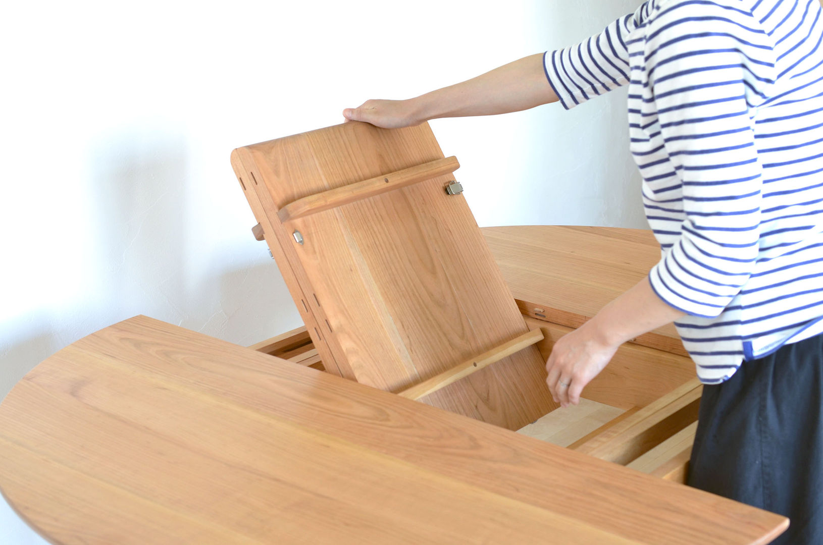 作品, 木工房玄徳 木工房玄徳 Modern dining room Tables