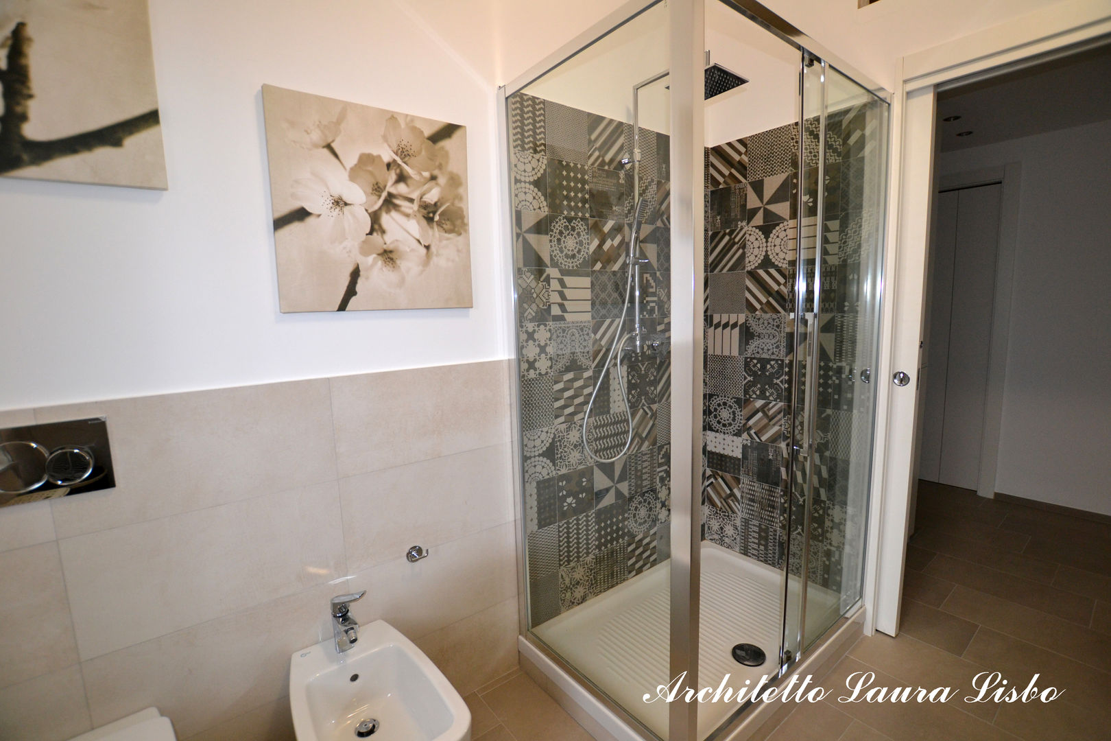 un appartamento per 3!, ARCHITETTO LAURA LISBO ARCHITETTO LAURA LISBO Modern bathroom