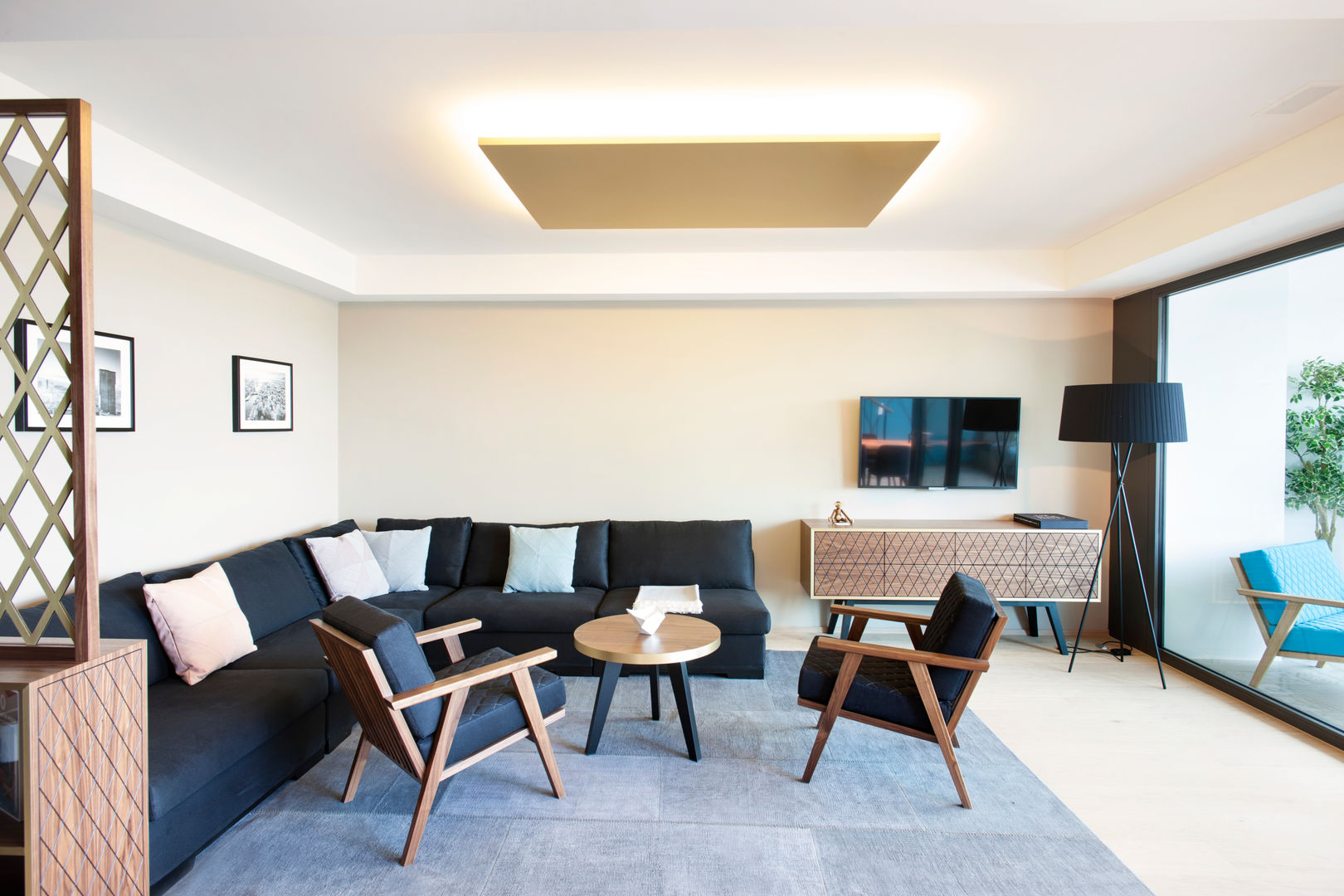 Penthouse, Zurich, Studio Frey Studio Frey モダンデザインの リビング