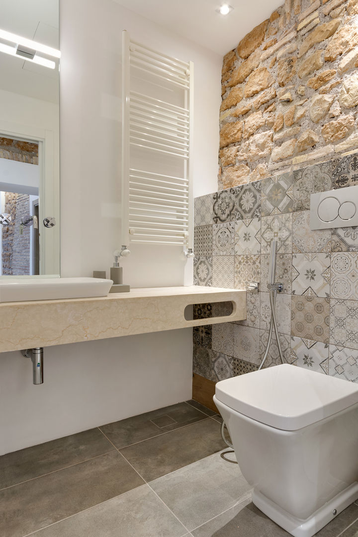 VIA SISTINA APT, SERENA ROMANO' ARCHITETTO SERENA ROMANO' ARCHITETTO Mediterranean style bathroom Decoration