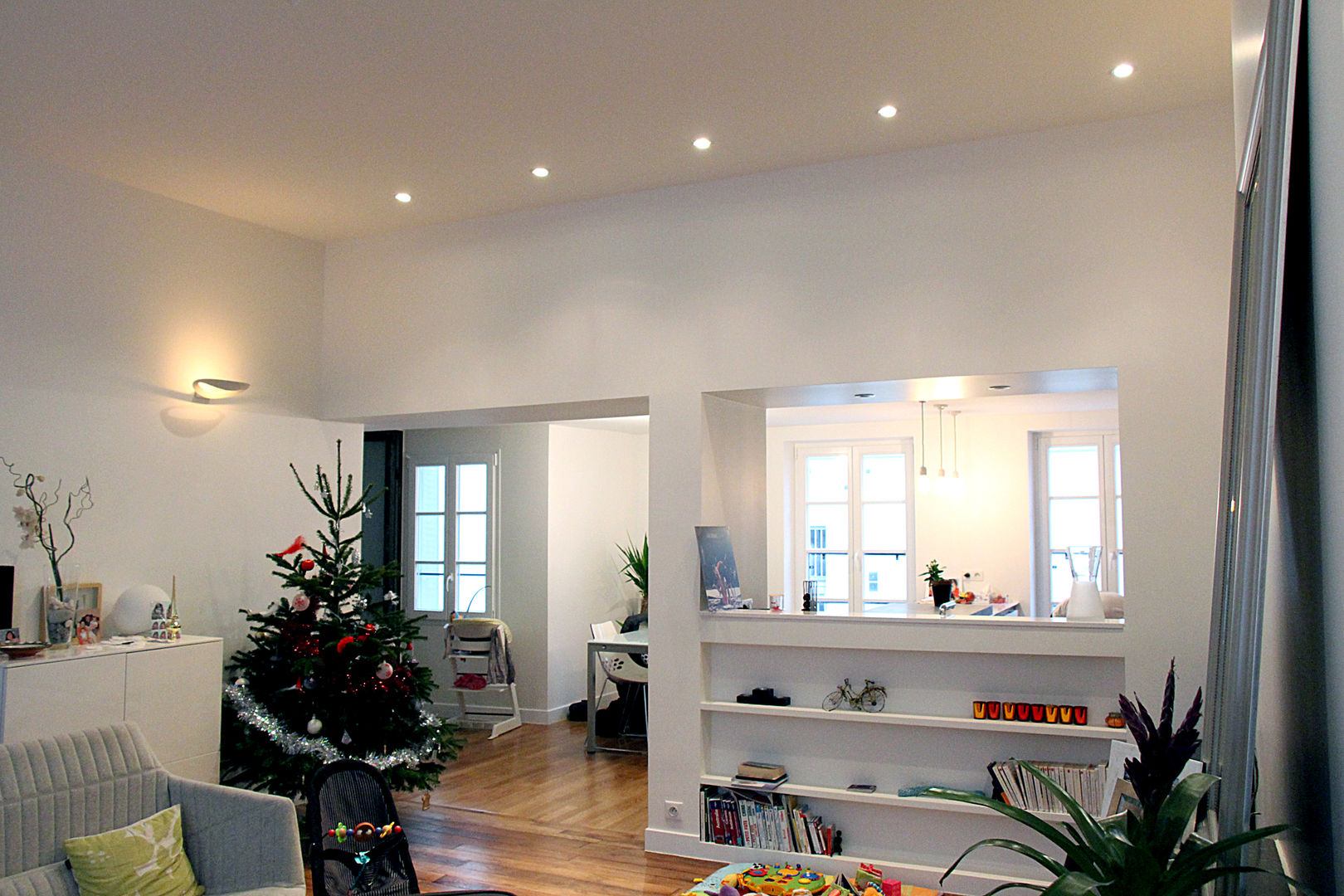 Appartement dans le Marais à Paris, Olivier Stadler Architecte Olivier Stadler Architecte 现代客厅設計點子、靈感 & 圖片