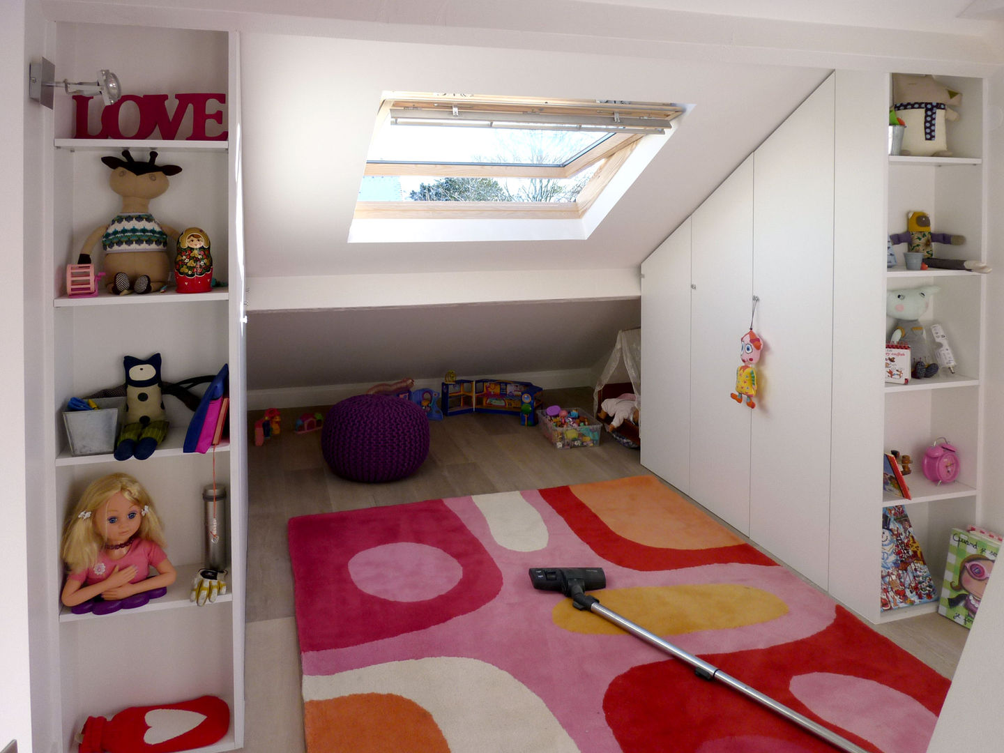 Réhabilitation à Noisy le Roi, Olivier Stadler Architecte Olivier Stadler Architecte Nursery/kid’s room