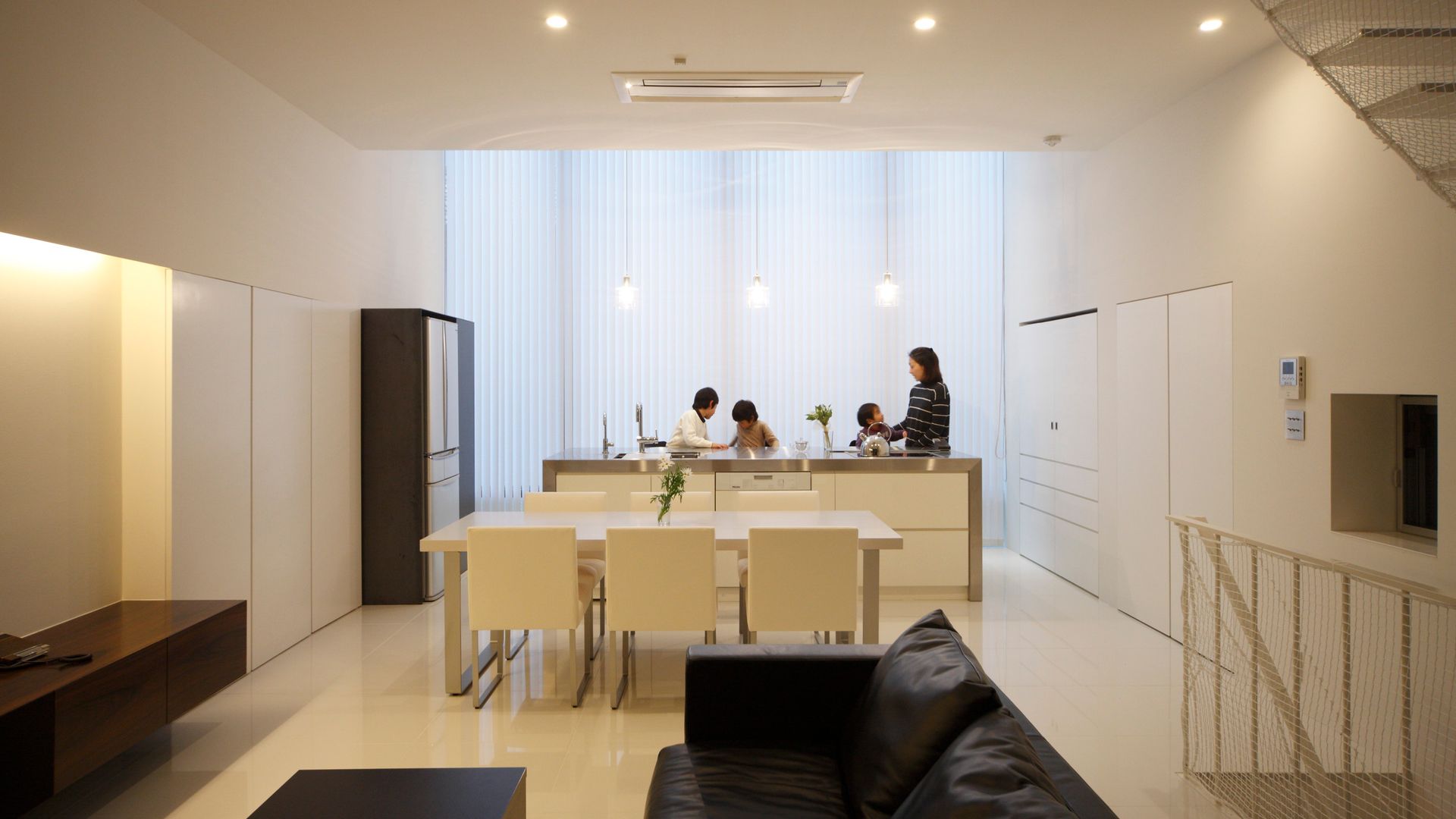 House in Fukushima, Mimasis Design／ミメイシス デザイン Mimasis Design／ミメイシス デザイン Salon moderne