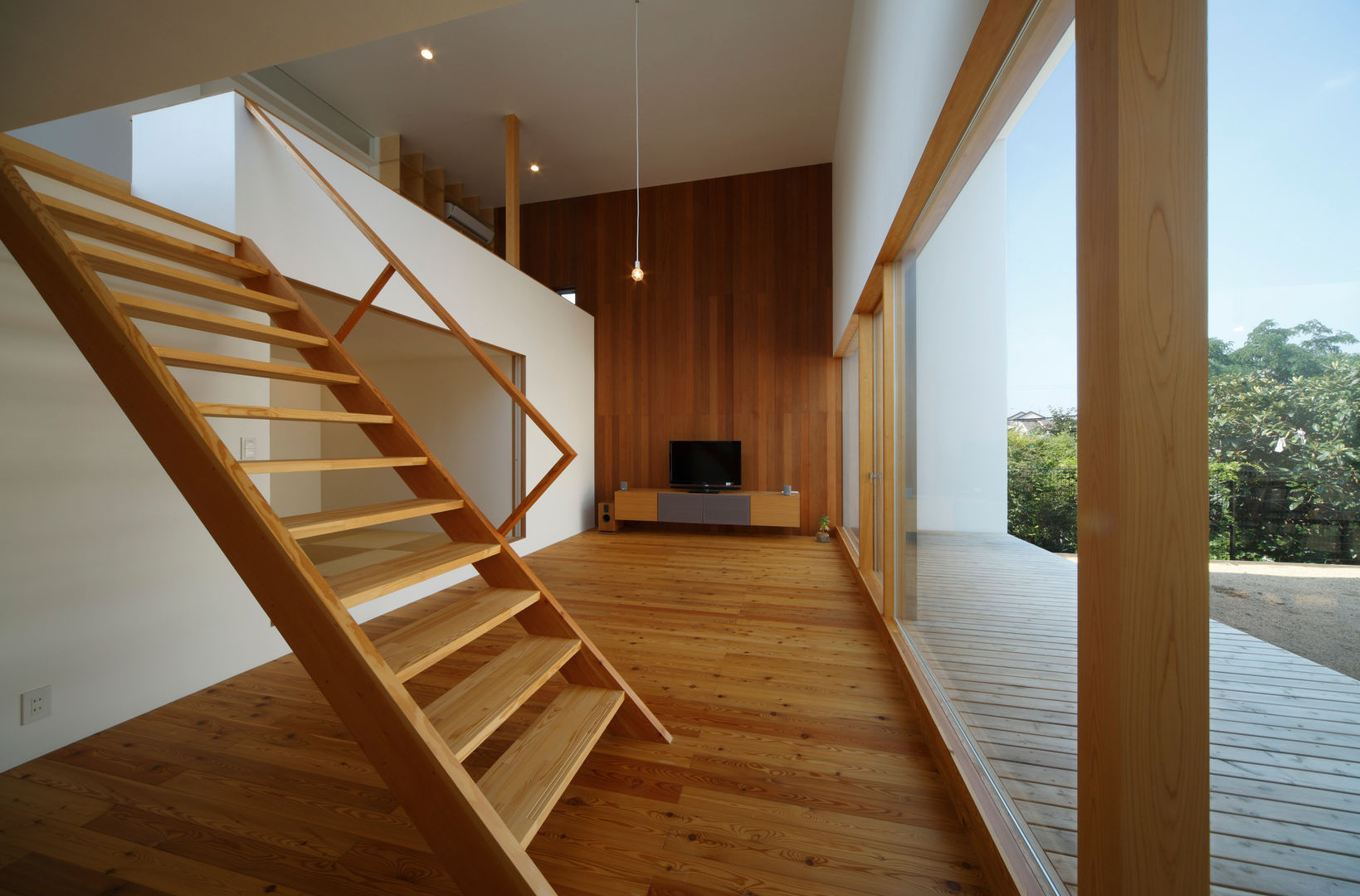 House in Yamatokoriyama, Mimasis Design／ミメイシス デザイン Mimasis Design／ミメイシス デザイン Ruang Keluarga Modern