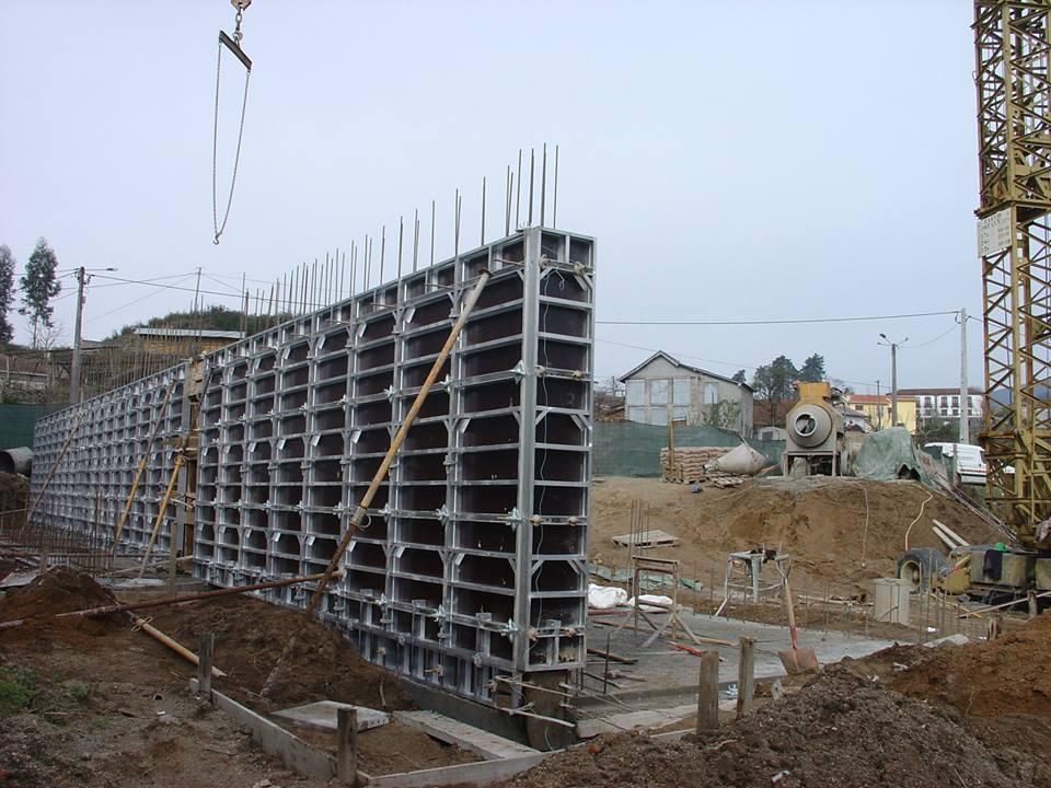 Private house building in Lousada (Portugal), Dynamic444 Dynamic444 모던스타일 주택