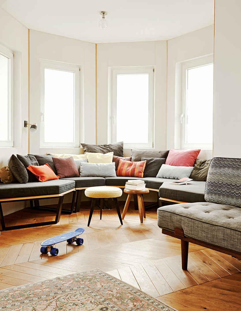 homify Living room Wood Wood effect