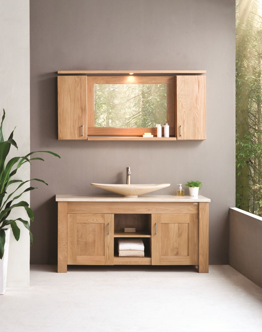 Oak Finesse Stonearth Interiors Ltd Scandinavian style bathroom Solid Wood Multicolored