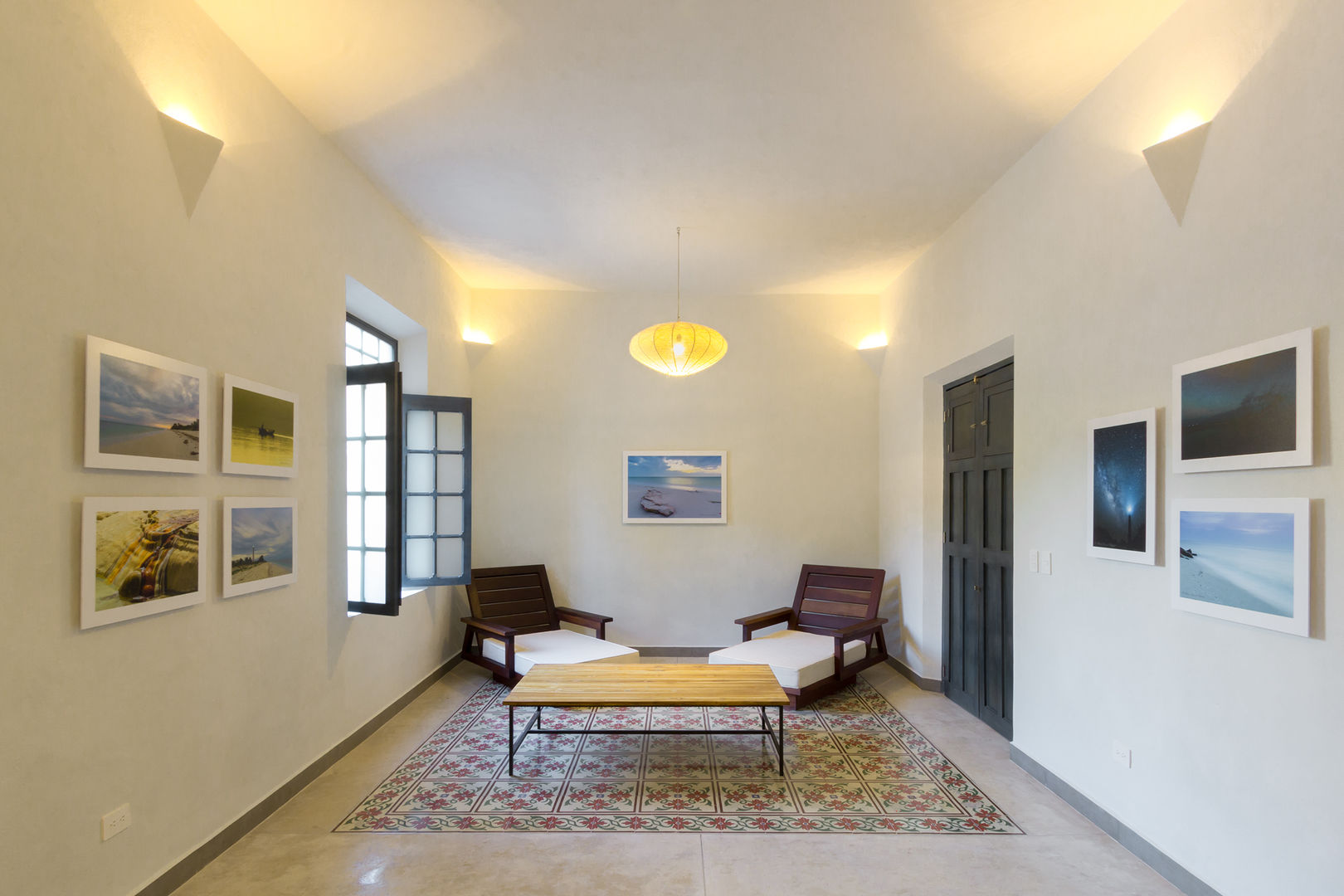 CASA 45, CERVERA SÁNCHEZ ARQUITECTOS CERVERA SÁNCHEZ ARQUITECTOS Eclectic corridor, hallway & stairs