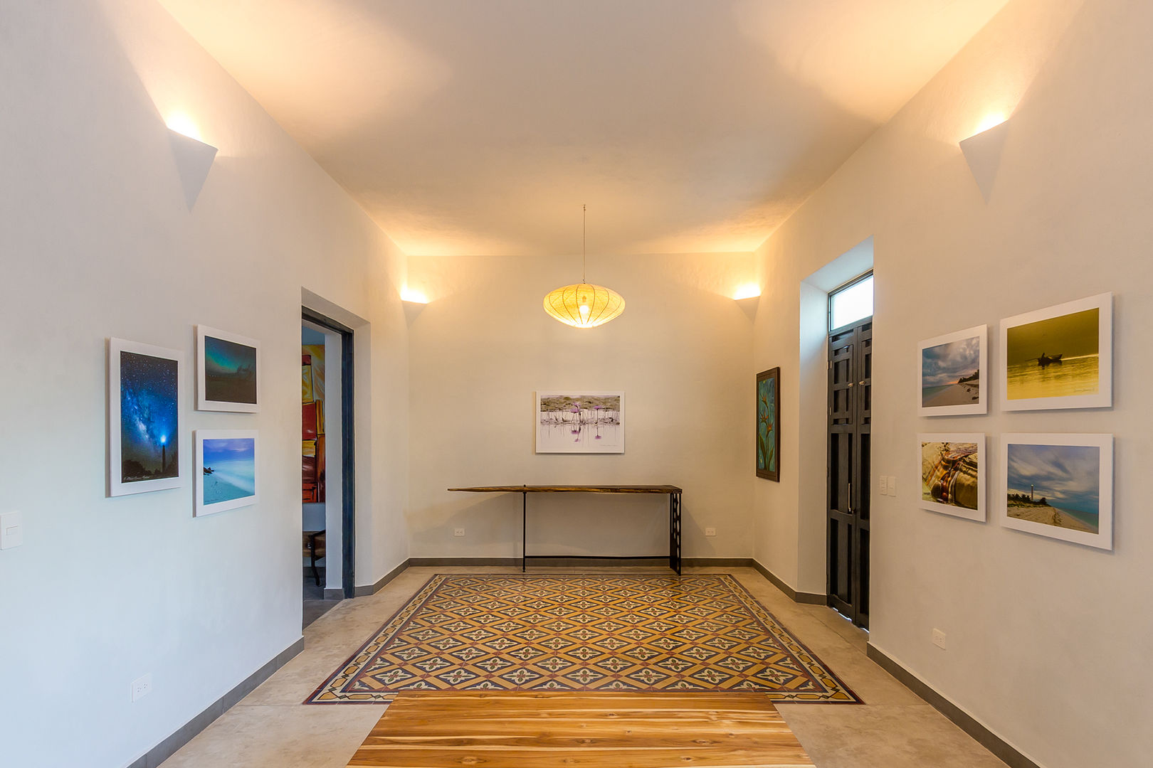 CASA 45, CERVERA SÁNCHEZ ARQUITECTOS CERVERA SÁNCHEZ ARQUITECTOS Eclectic style corridor, hallway & stairs