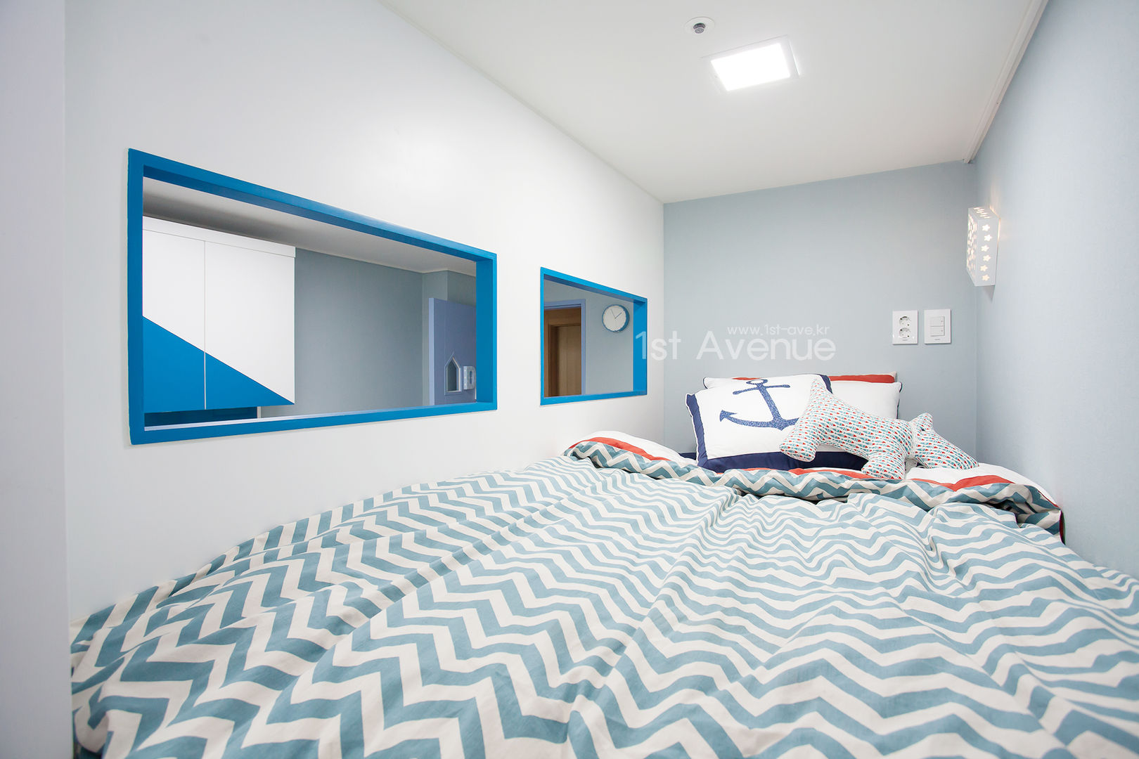시원한 블루가 포인트 되어주는 인테리어, 퍼스트애비뉴 퍼스트애비뉴 غرفة الاطفال
