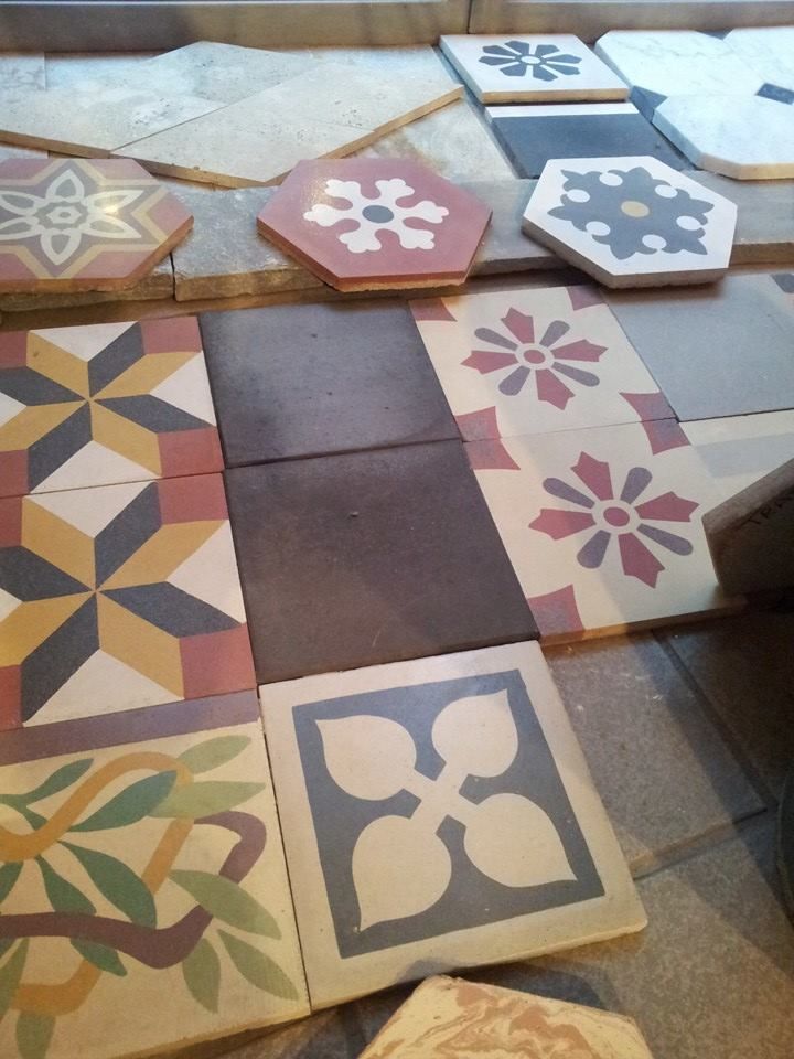 Pavimenti Liberty Cementine,graniglie di marmo e non solo , TOMASELLO SRL PAVIMENTI D'EPOCA REALIZZATI OGGI TOMASELLO SRL PAVIMENTI D'EPOCA REALIZZATI OGGI Klassische Wände & Böden Fliesen Wand- und Bodenbeläge