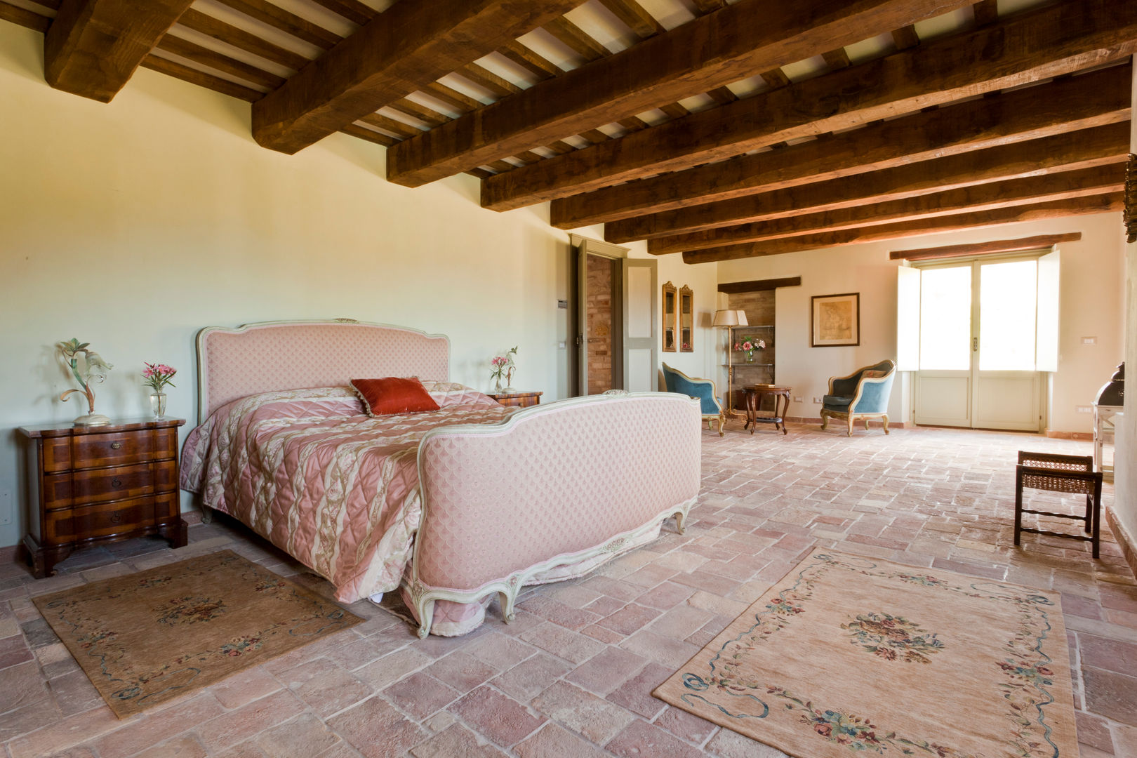 Casa Leopardi, Ing. Vitale Grisostomi Travaglini Ing. Vitale Grisostomi Travaglini Rustic style bedroom