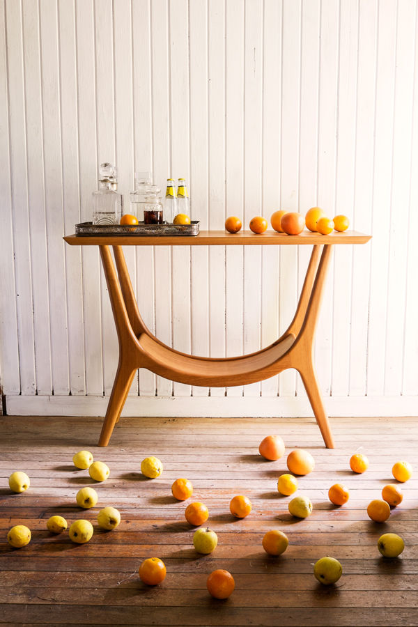 COLECCIÓN, Wood Feelings Wood Feelings Scandinavian style living room Solid Wood Multicolored Side tables & trays