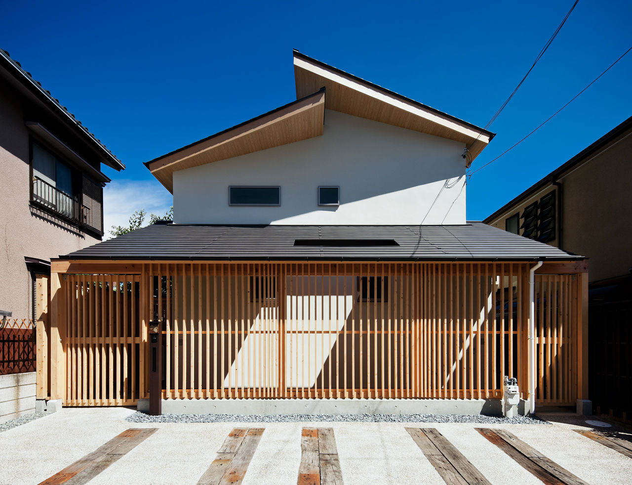 須磨の家 自然の素材に、つつまれて暮らす, 株式会社seki.design 株式会社seki.design Casas de estilo ecléctico Madera Acabado en madera