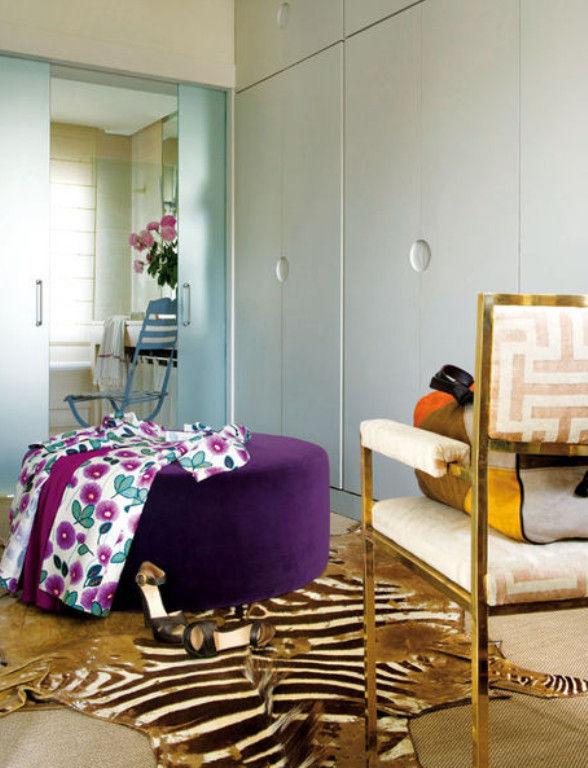 Duplex familiar , Estudio de Arquitectura Teresa Sapey Estudio de Arquitectura Teresa Sapey Eclectic style dressing room