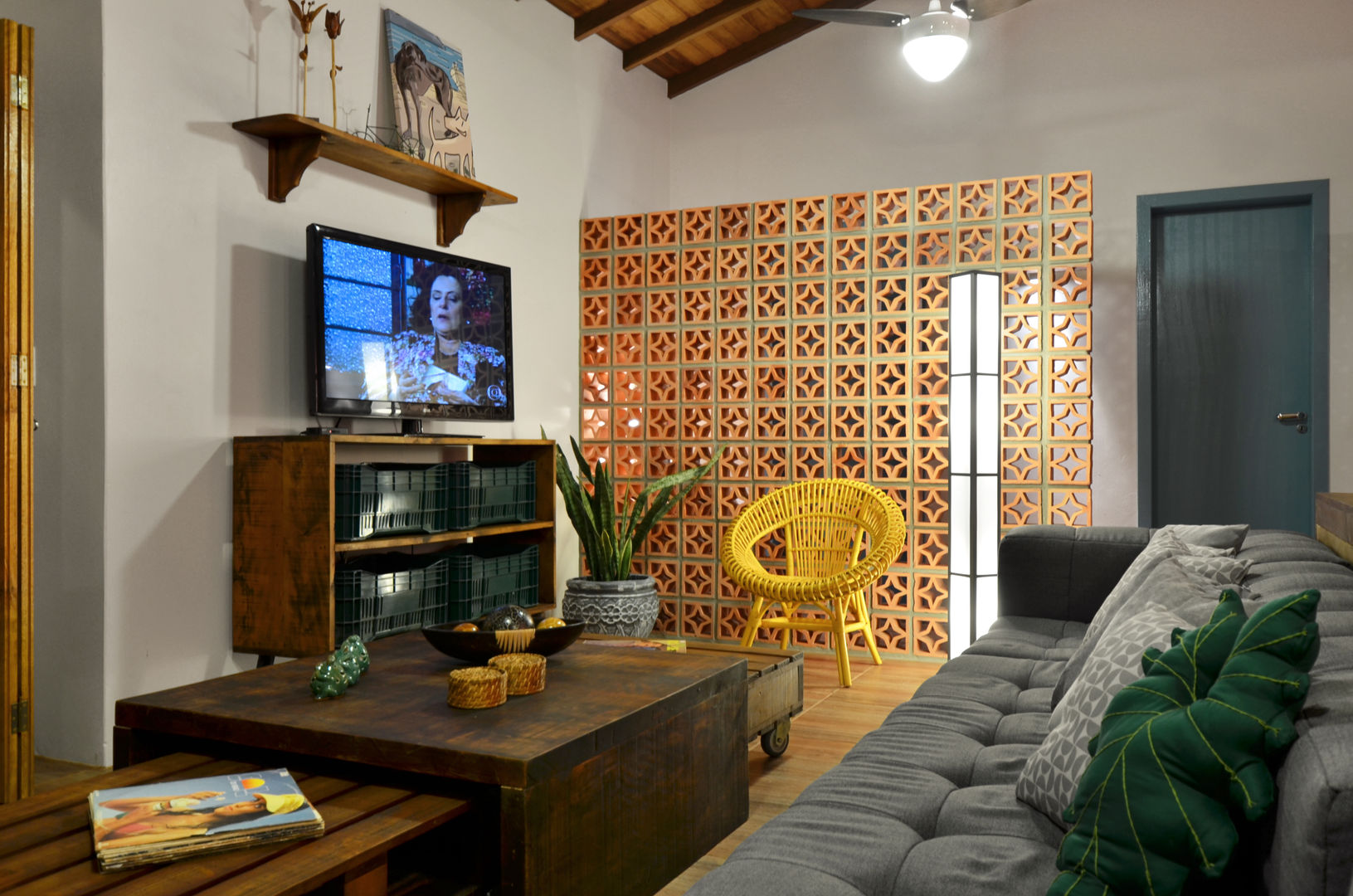 BEACH HOUSE, Arquitetando ideias Arquitetando ideias Tropical style living room