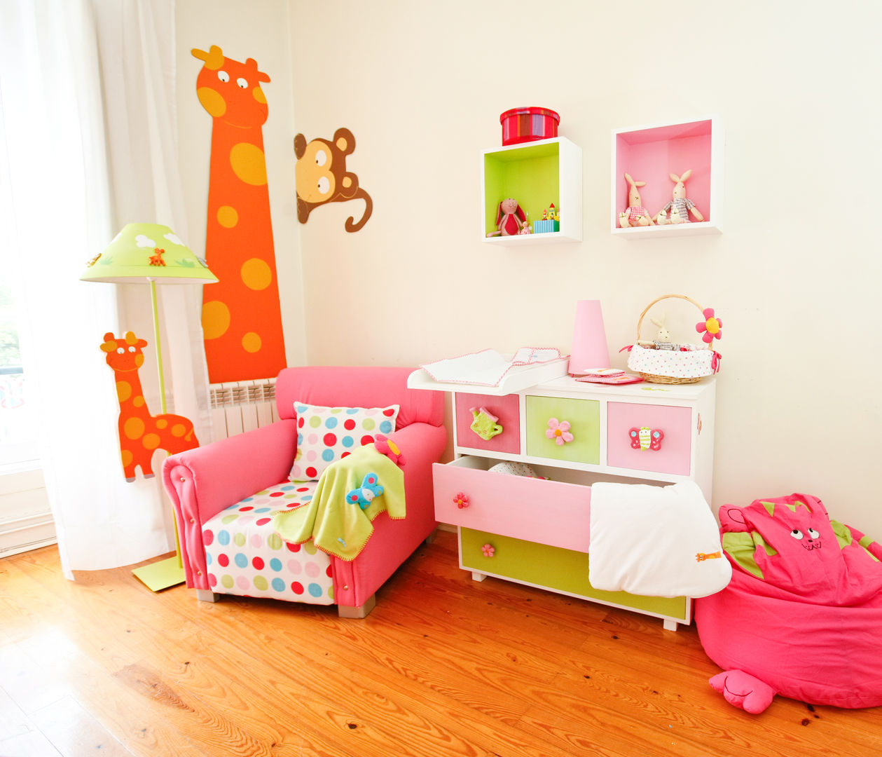 Quarto da Joaninha, Cristiana Resina Cristiana Resina Nursery/kid’s room Accessories & decoration