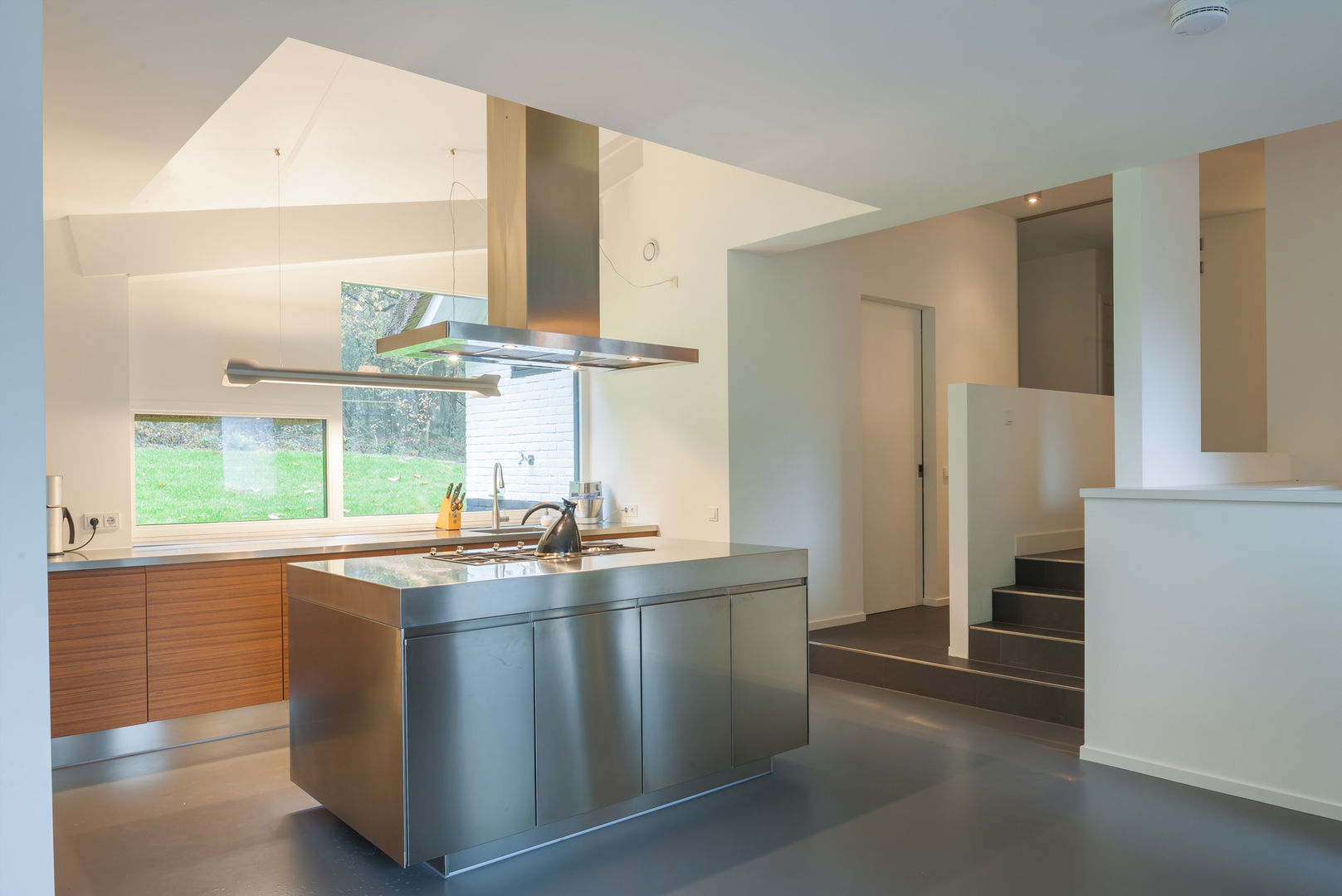 WOONHUIS HOLTEN, Maas Architecten Maas Architecten Modern style kitchen