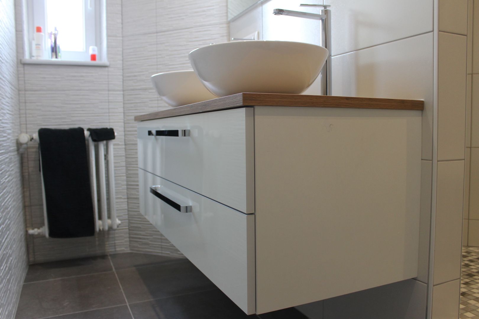 salle de bain à STRASBOURG, Agence ADI-HOME Agence ADI-HOME 現代浴室設計點子、靈感&圖片