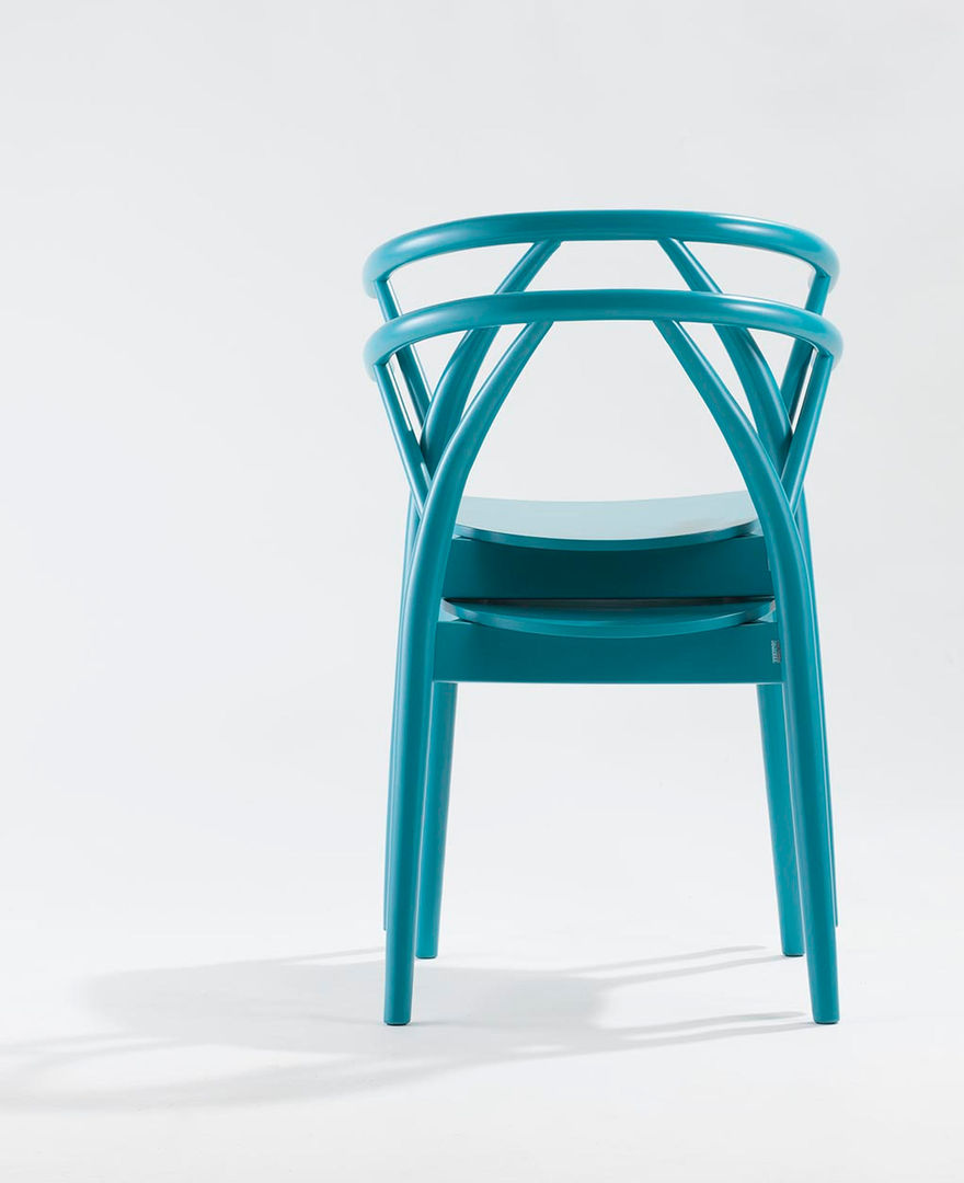 Yelly, Tekhne SRL Tekhne SRL Nhà bếp phong cách Bắc Âu Than củi Multicolored Tables & chairs