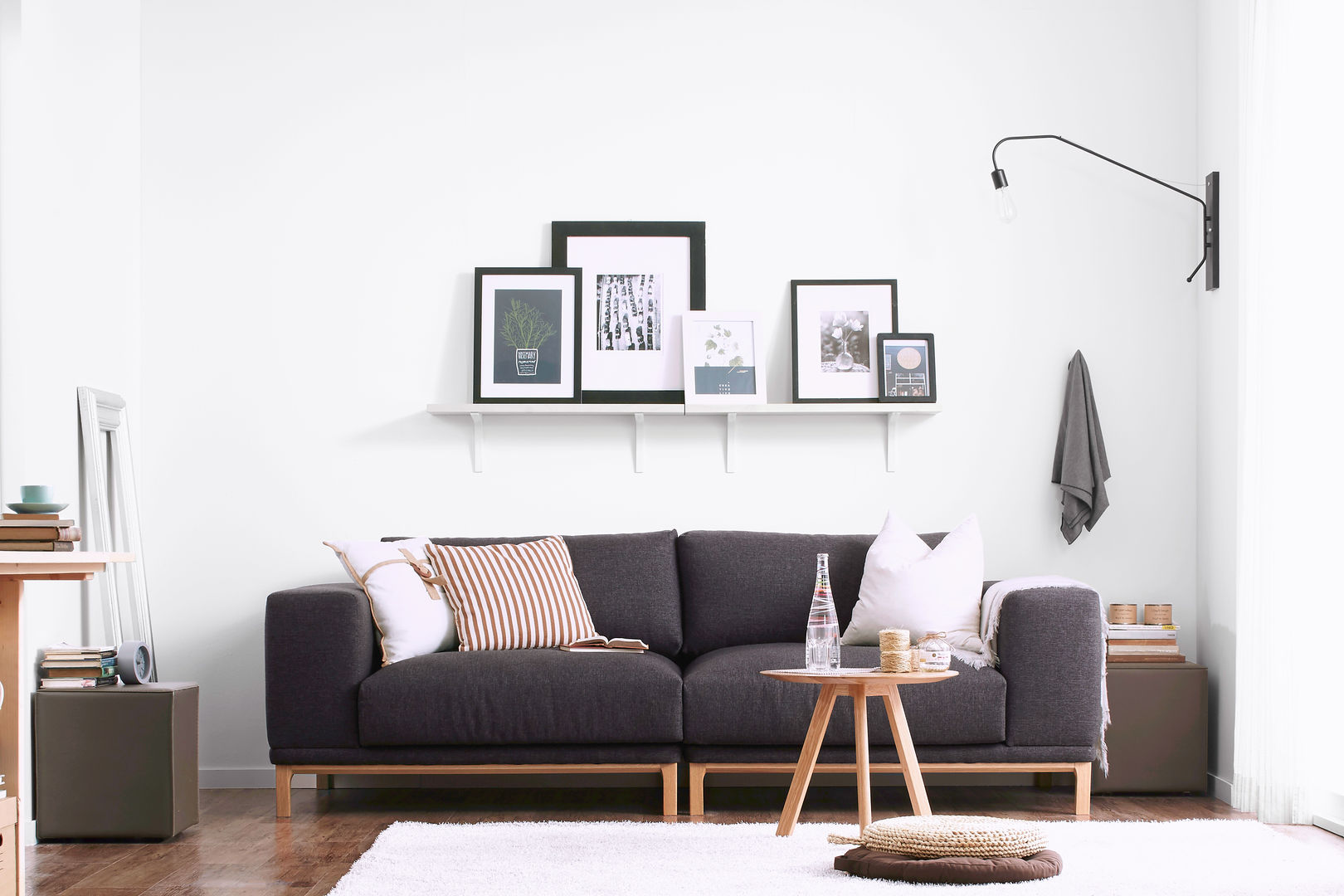 AW SOFA, 알로프 알로프 Living room Sofas & armchairs