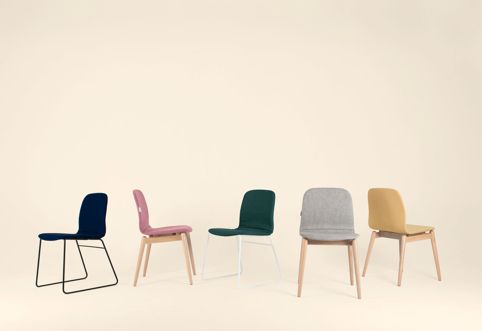 NUDY, 알로프 알로프 Scandinavian style dining room Chairs & benches