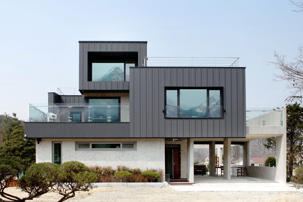 Bukhansan Dulegil house, designband YOAP designband YOAP Casas de estilo moderno