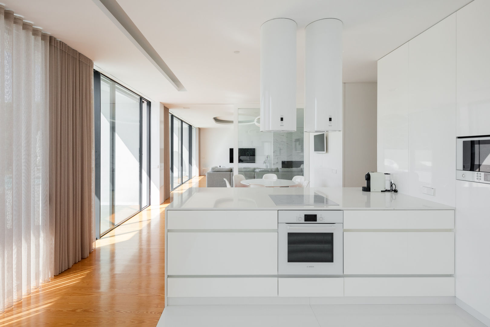 homify Minimalist kitchen MDF