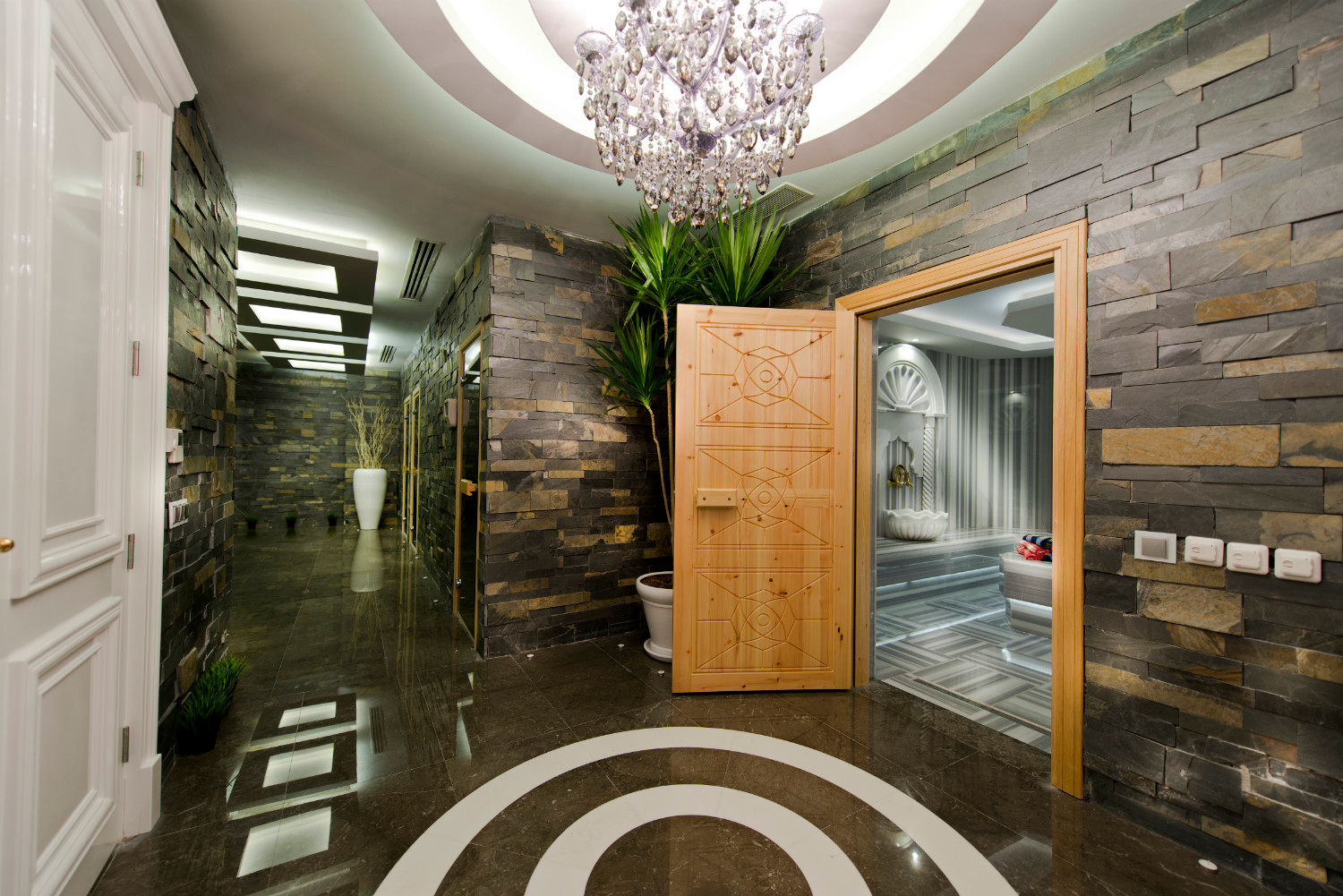 homify Corredores, halls e escadas modernos