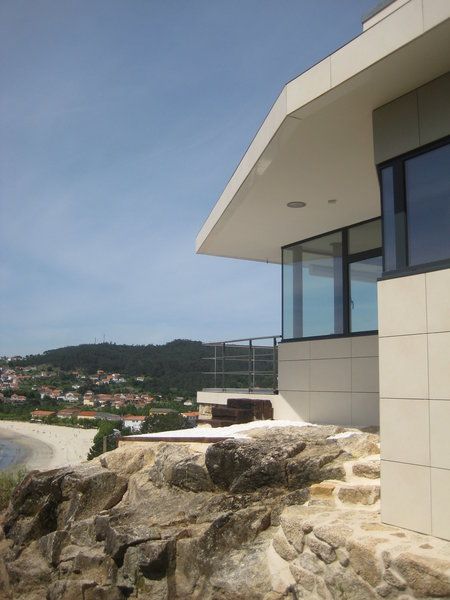 CANELIÑAS HOUSE, MIGUEL VARELA DE UGARTE, ARQUITECTO MIGUEL VARELA DE UGARTE, ARQUITECTO Maisons modernes