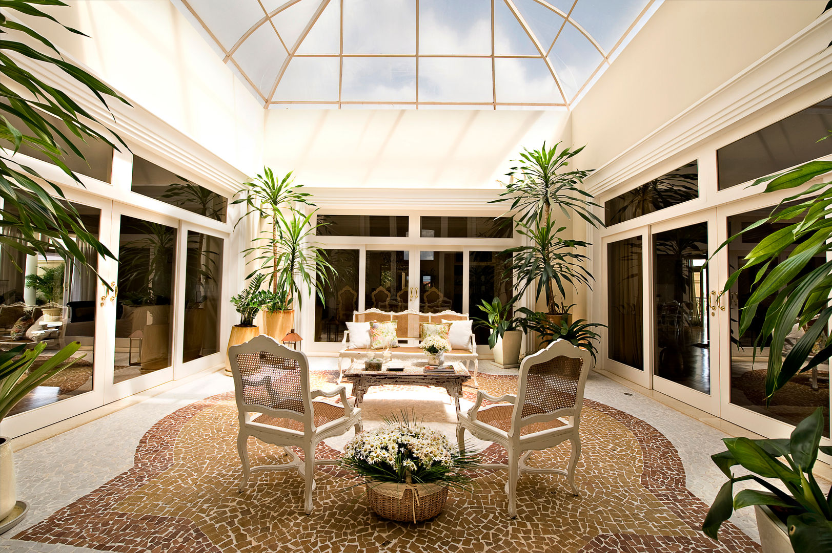 Casa no interior, Two Design Two Design Klasik Kış Bahçesi