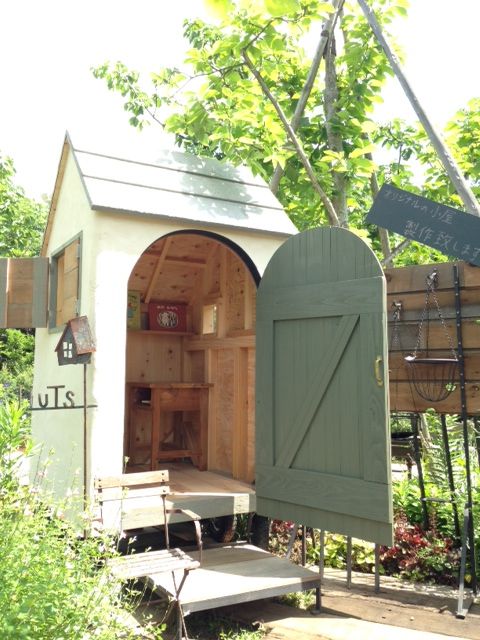 車輪hut, HUTS HUTS Jardines rurales