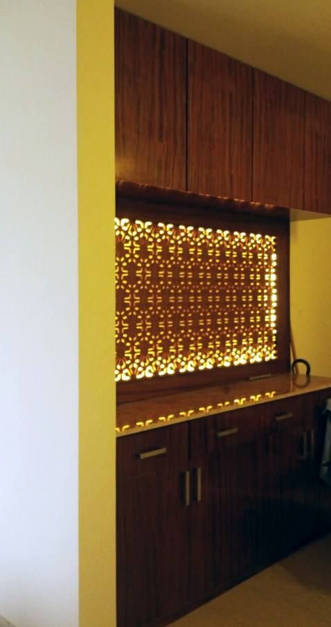 Flat Interior in Kharghar Navi Mumbai , Alaya D'decor Alaya D'decor Salas de jantar clássicas MDF Acessórios e decoração