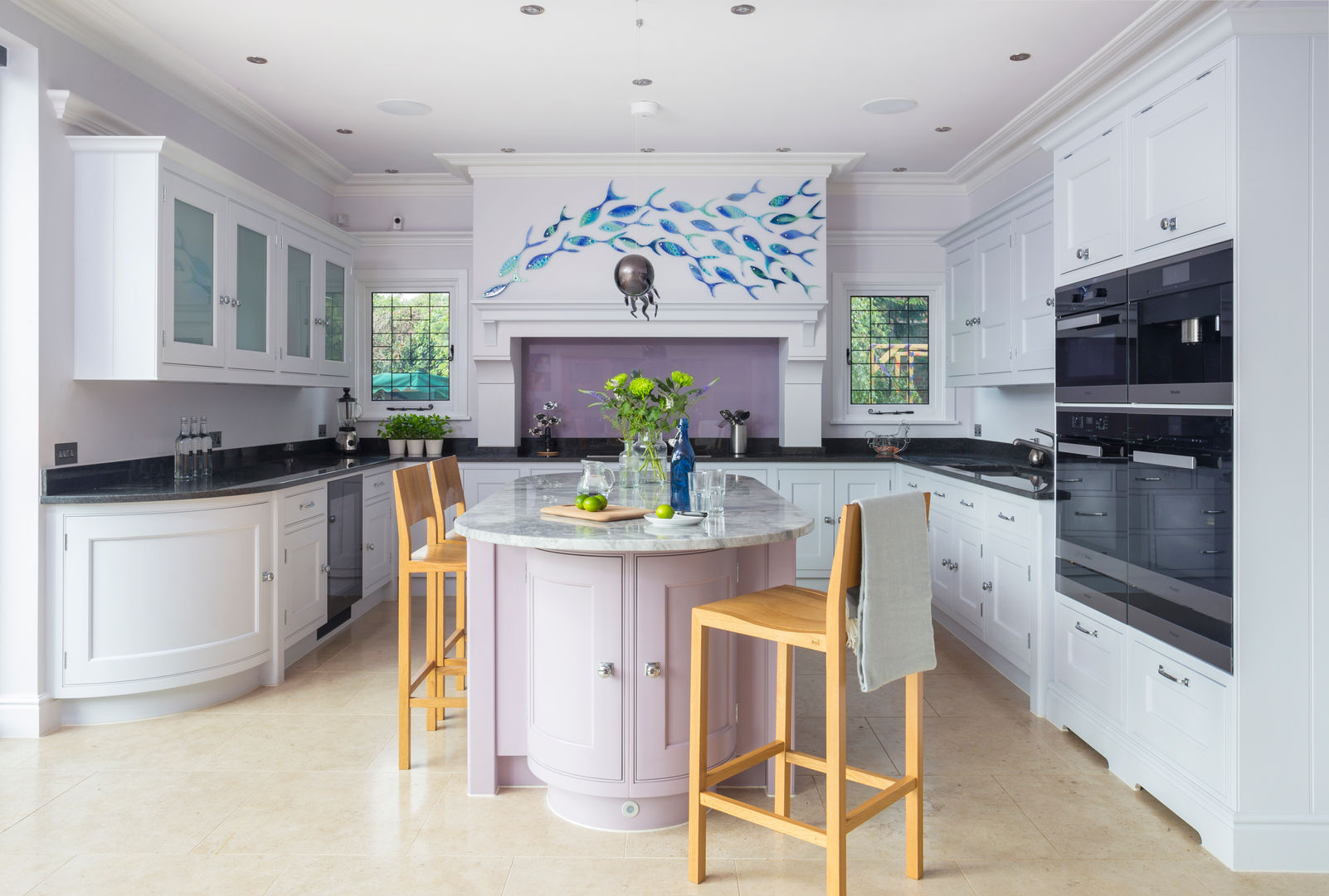Esher Kitchen Lewis Alderson Classic style kitchen Cabinets & shelves