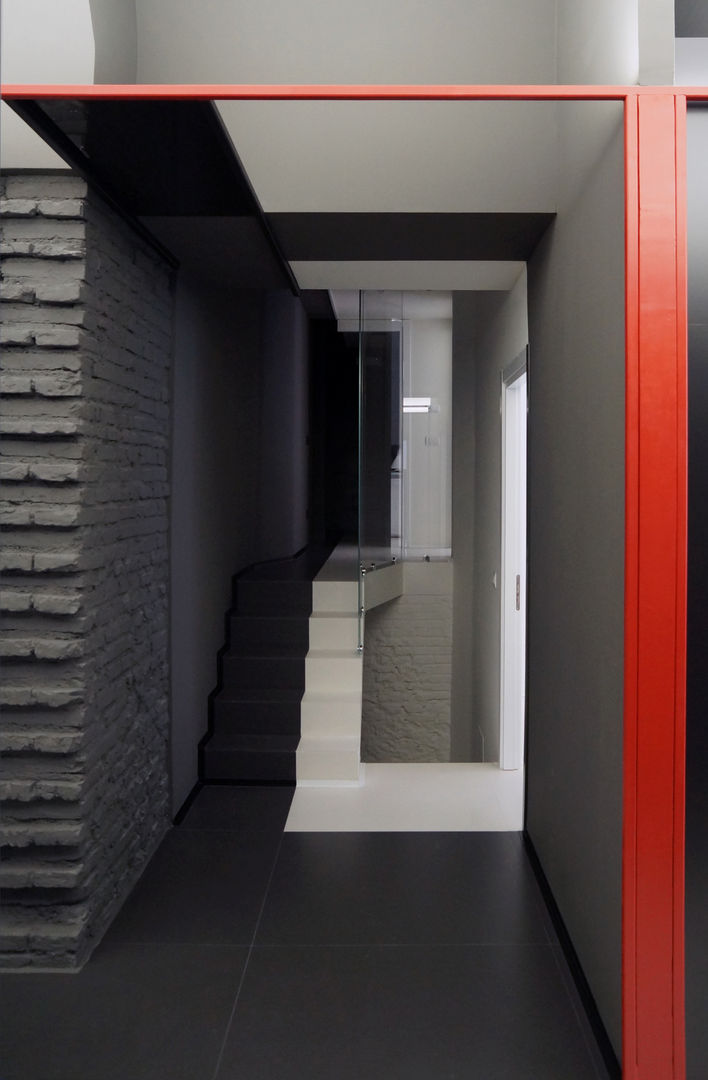 STUDIO BHL, FAUSTO DI ROCCO ARCHITETTO FAUSTO DI ROCCO ARCHITETTO Minimalist corridor, hallway & stairs