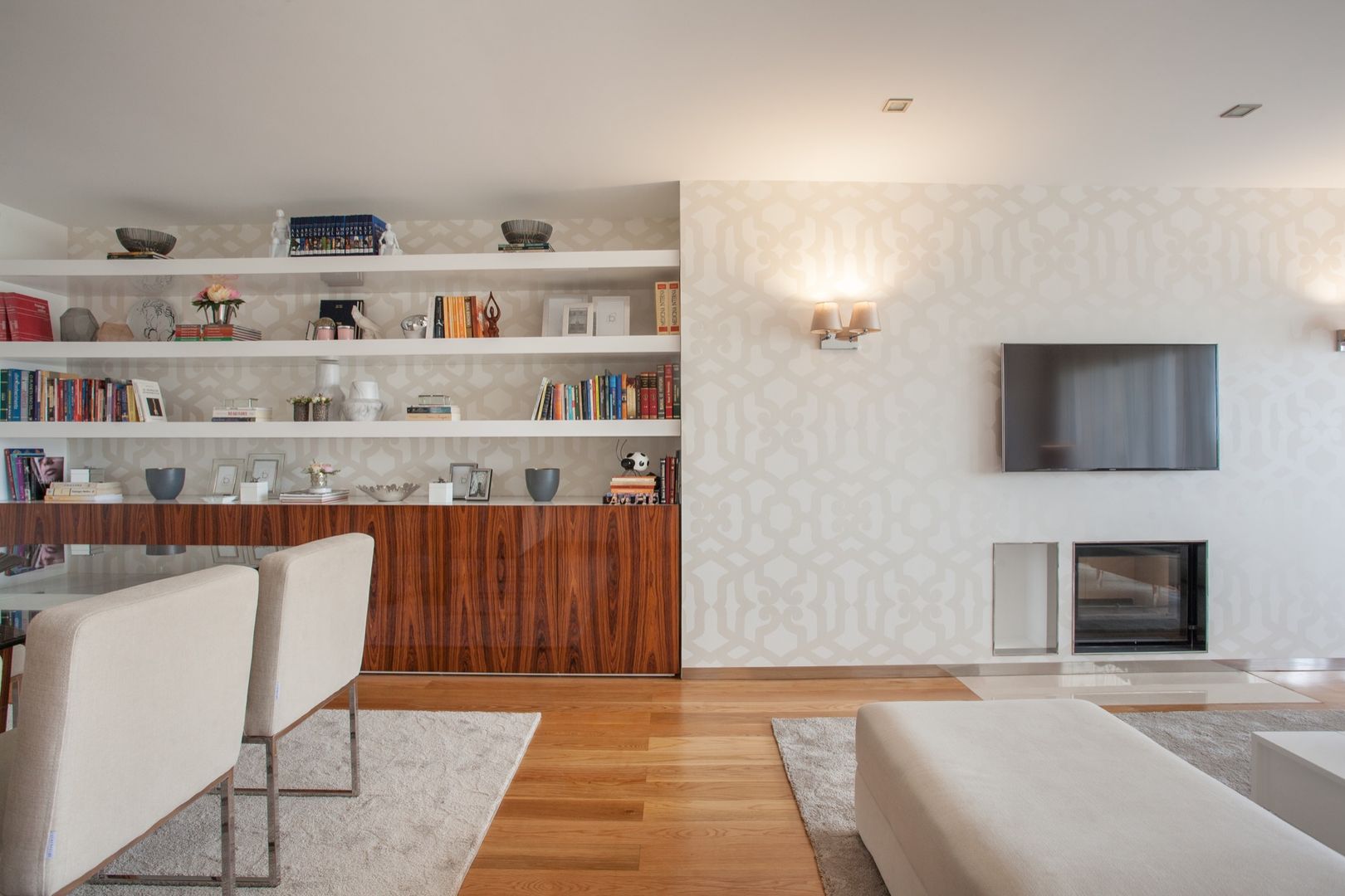 Espinho . Interdesign, Interdesign Interiores Interdesign Interiores Modern living room Accessories & decoration