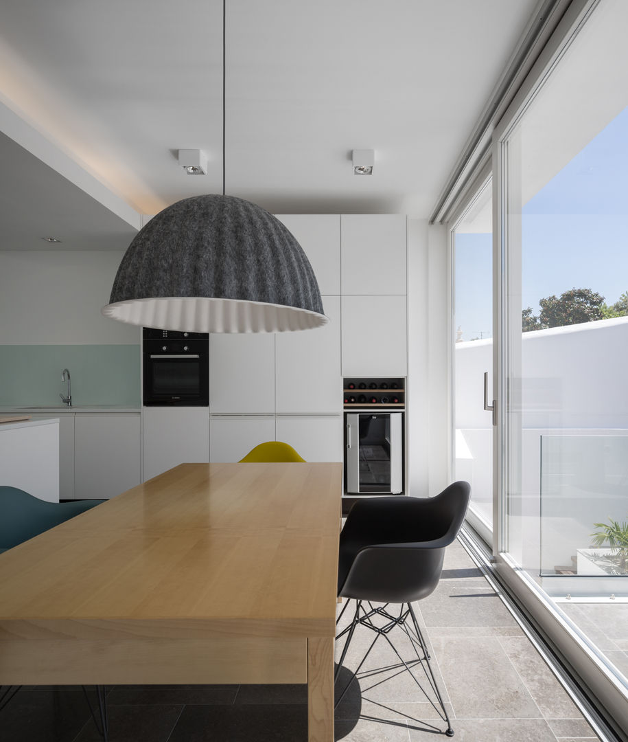 CASA 103, MARLENE ULDSCHMIDT Architects Studio MARLENE ULDSCHMIDT Architects Studio Dining room