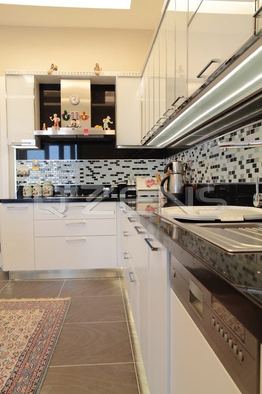 Keskin Konutu, QZENS MOBİLYA QZENS MOBİLYA Modern kitchen