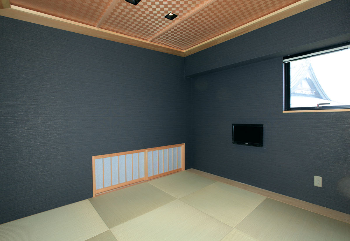 境内に建つ家, Egawa Architectural Studio Egawa Architectural Studio オリジナルな 壁&床