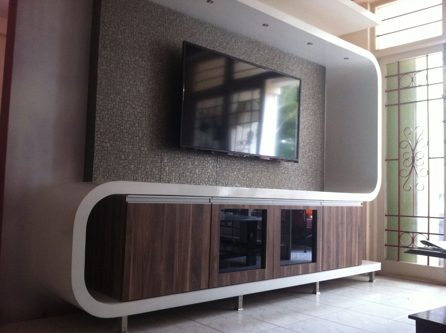 Futuristic Entertainment Console 3A Architects Inc Minimalist living room MDF