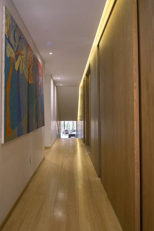 Apto PA2, AMR ARQUITECTOS AMR ARQUITECTOS Modern corridor, hallway & stairs