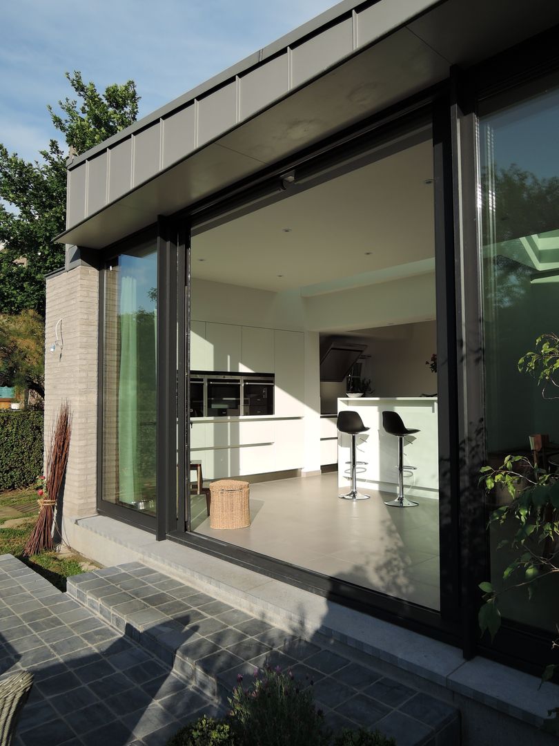 Extension d'une maison à Bruxelles Woluwe, ARTERRA ARTERRA Casas de estilo minimalista