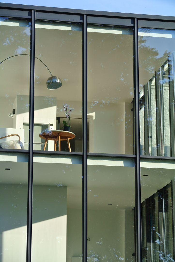 Tour vitrée , ARTERRA ARTERRA Minimalistischer Wintergarten Glas