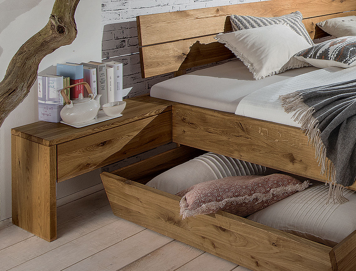 homify Rustic style bedroom Bedside tables