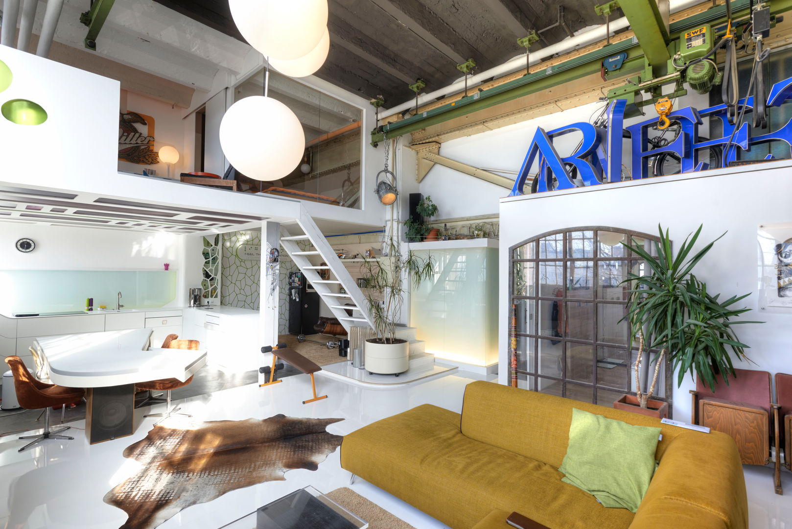 Loft, FM Design FM Design ห้องนั่งเล่น