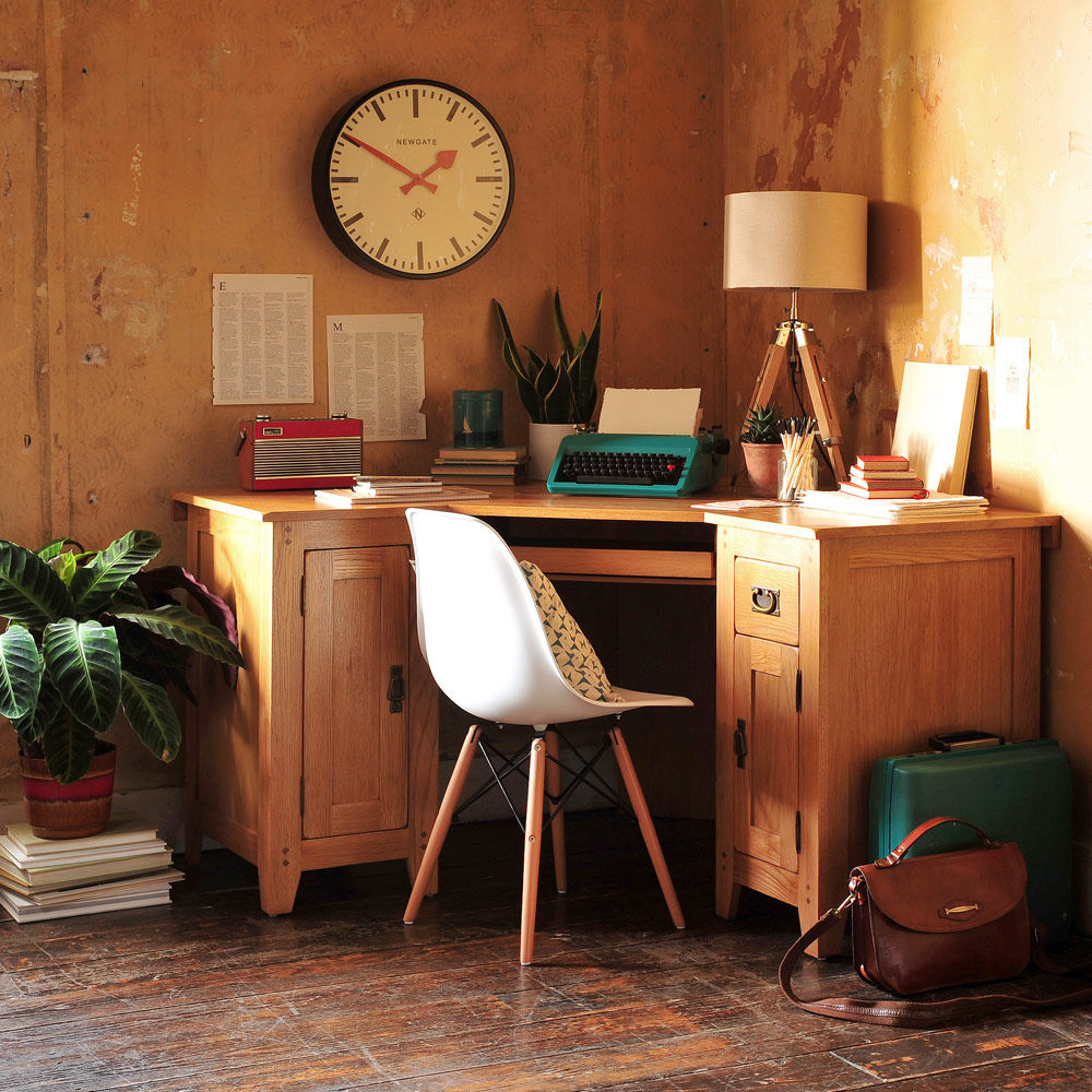 Oakland Corner Computer Desk The Cotswold Company Espacios comerciales Madera Acabado en madera Oficinas y tiendas