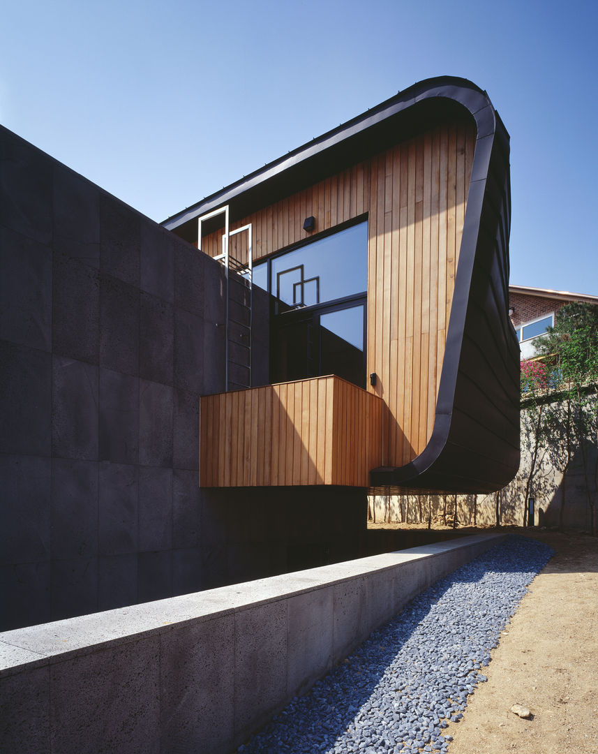 Z-House, 'Snow AIDe 'Snow AIDe Casas estilo moderno: ideas, arquitectura e imágenes
