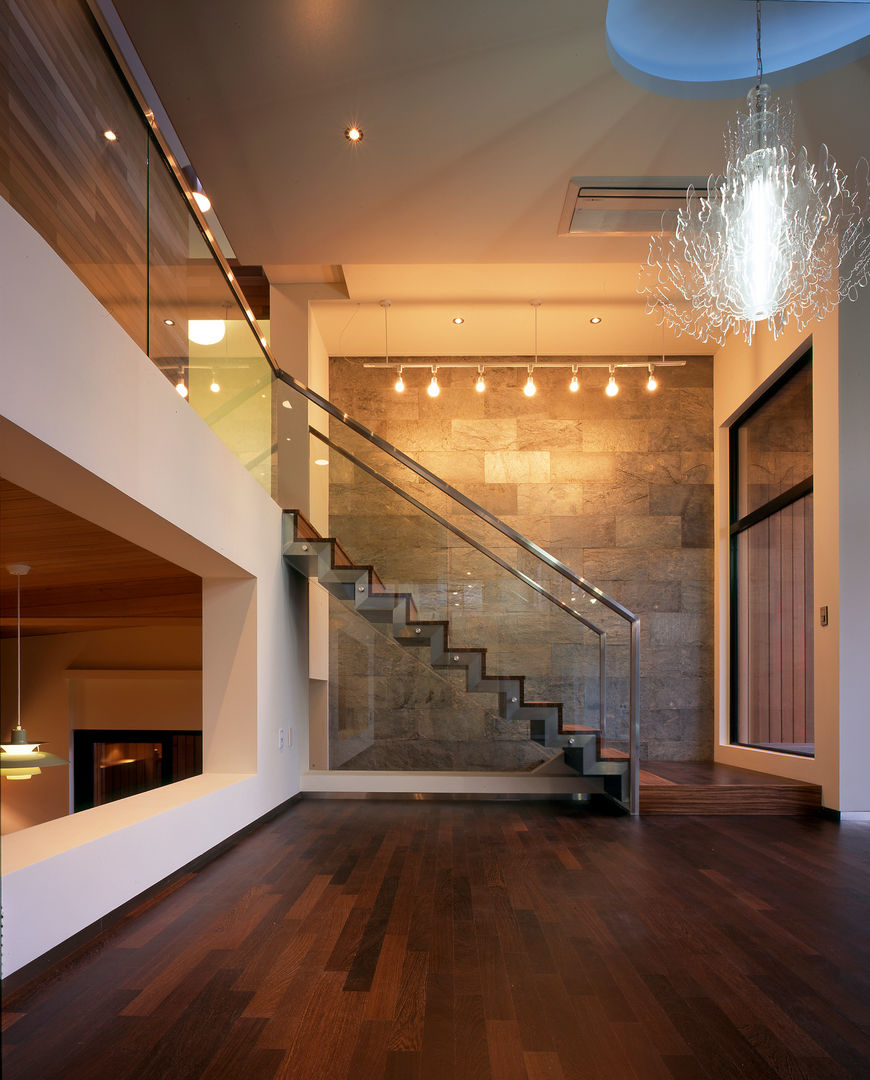 Z-House, 'Snow AIDe 'Snow AIDe Modern corridor, hallway & stairs