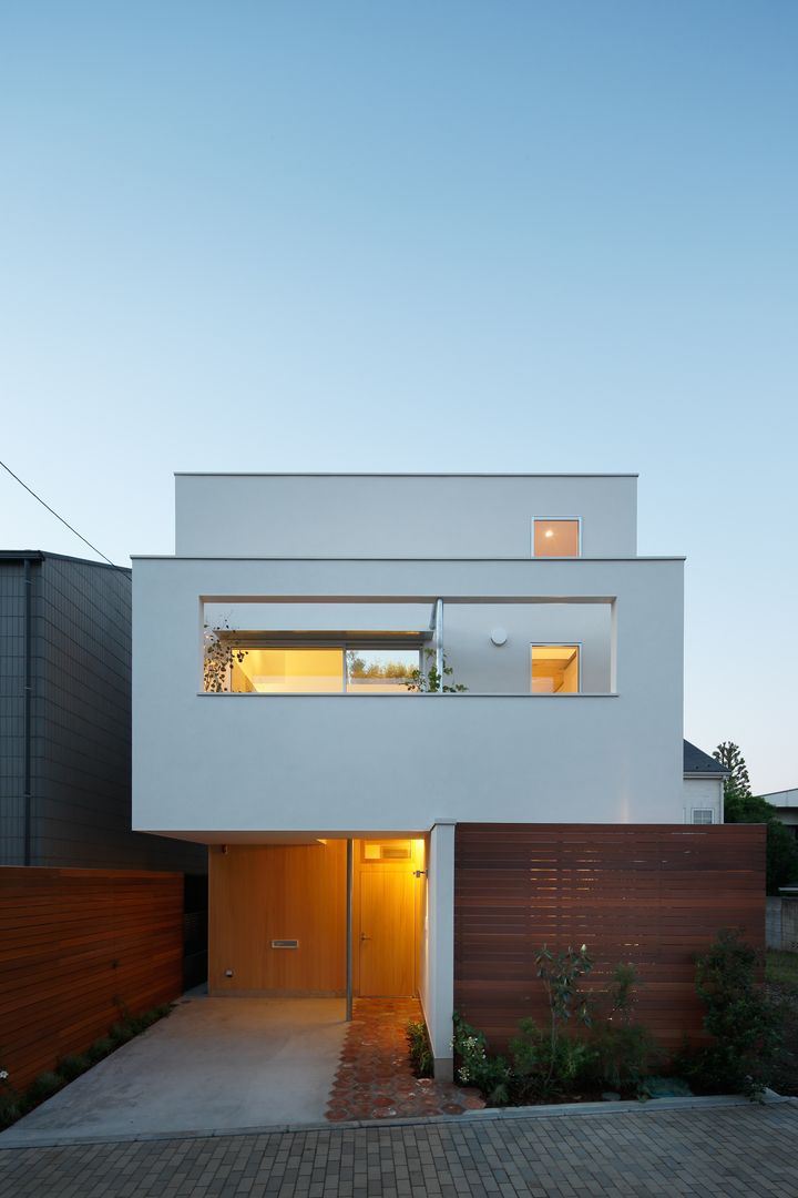 等々力の家, アトリエ スピノザ アトリエ スピノザ Casas de estilo minimalista