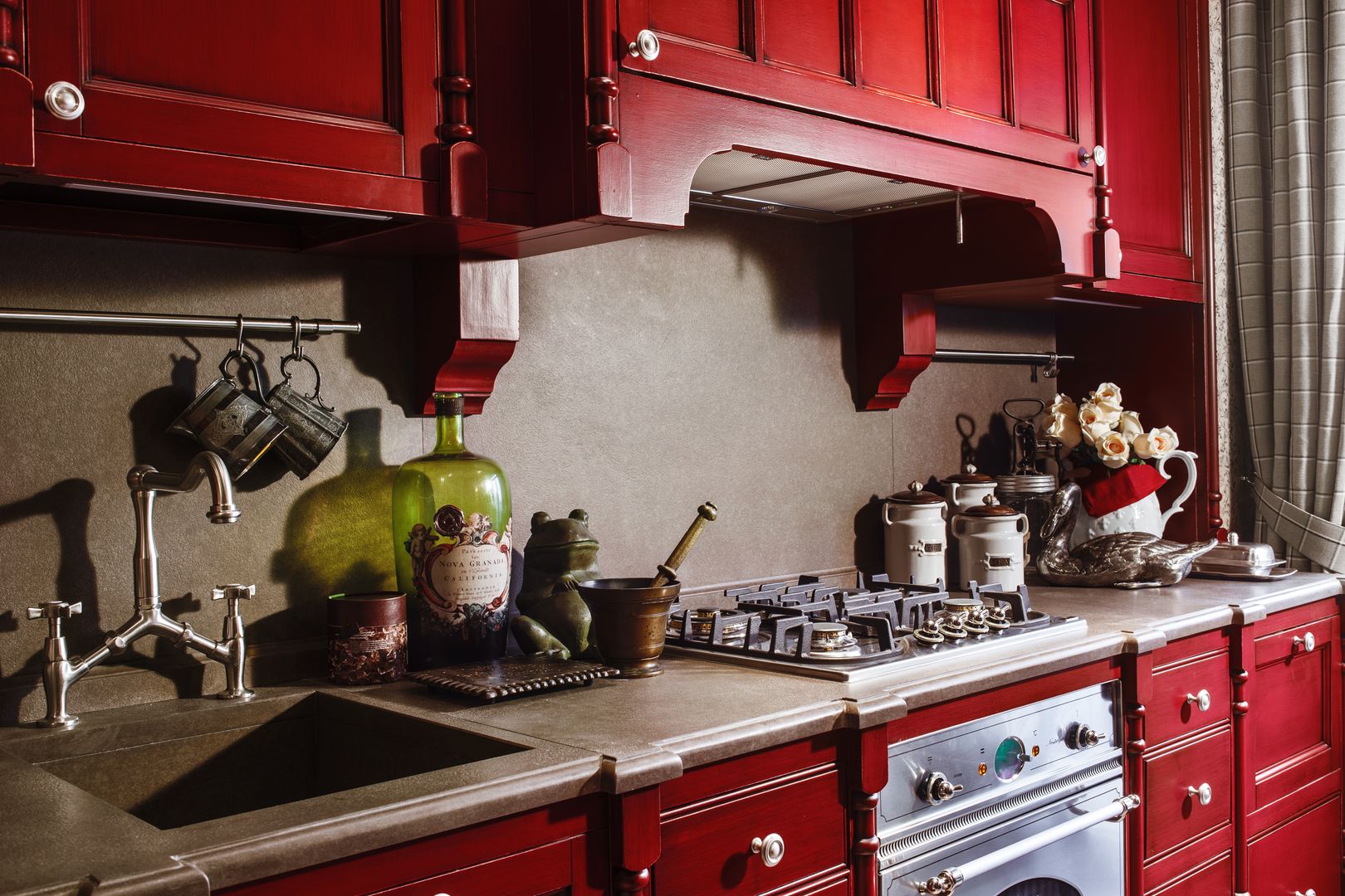 The apartment in Moscow 03, Petr Kozeykin Designs LLC, "PS Pierreswatch" Petr Kozeykin Designs LLC, 'PS Pierreswatch' Classic style kitchen